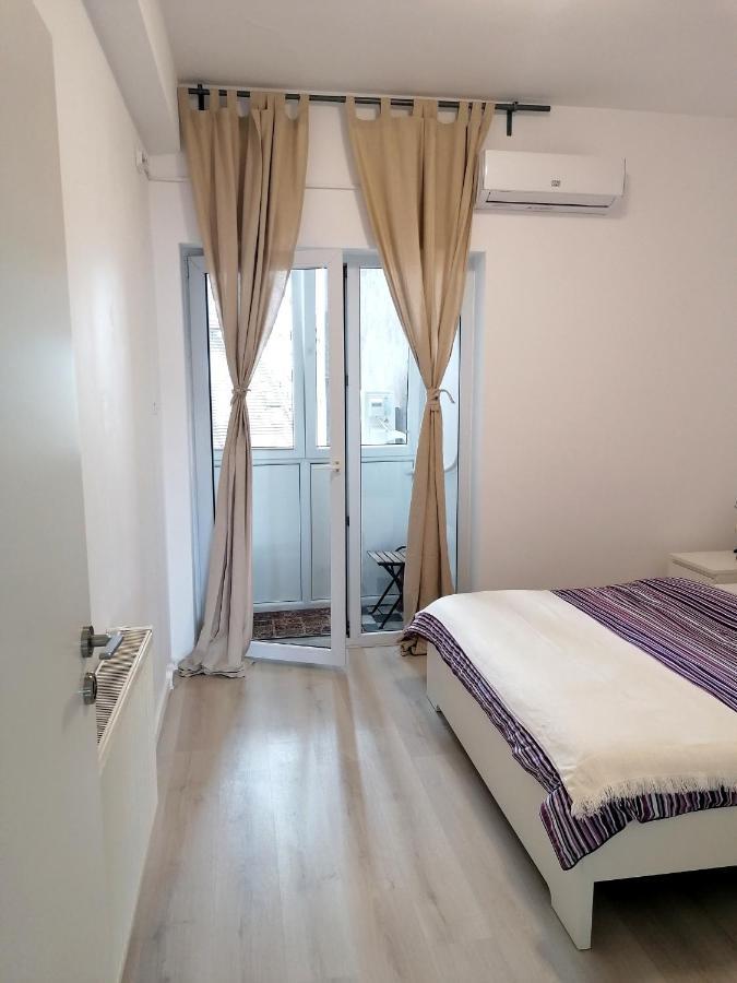 Diamond * Bukarest